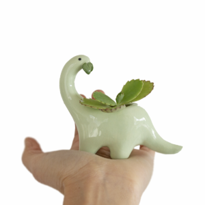 Plantisaurio mini come hoja verde